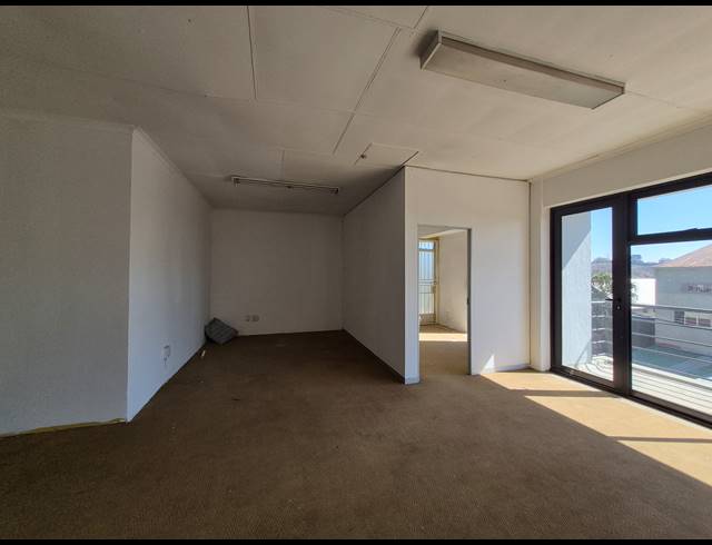 59M² OFFICE TO LET IN MELVILLE
